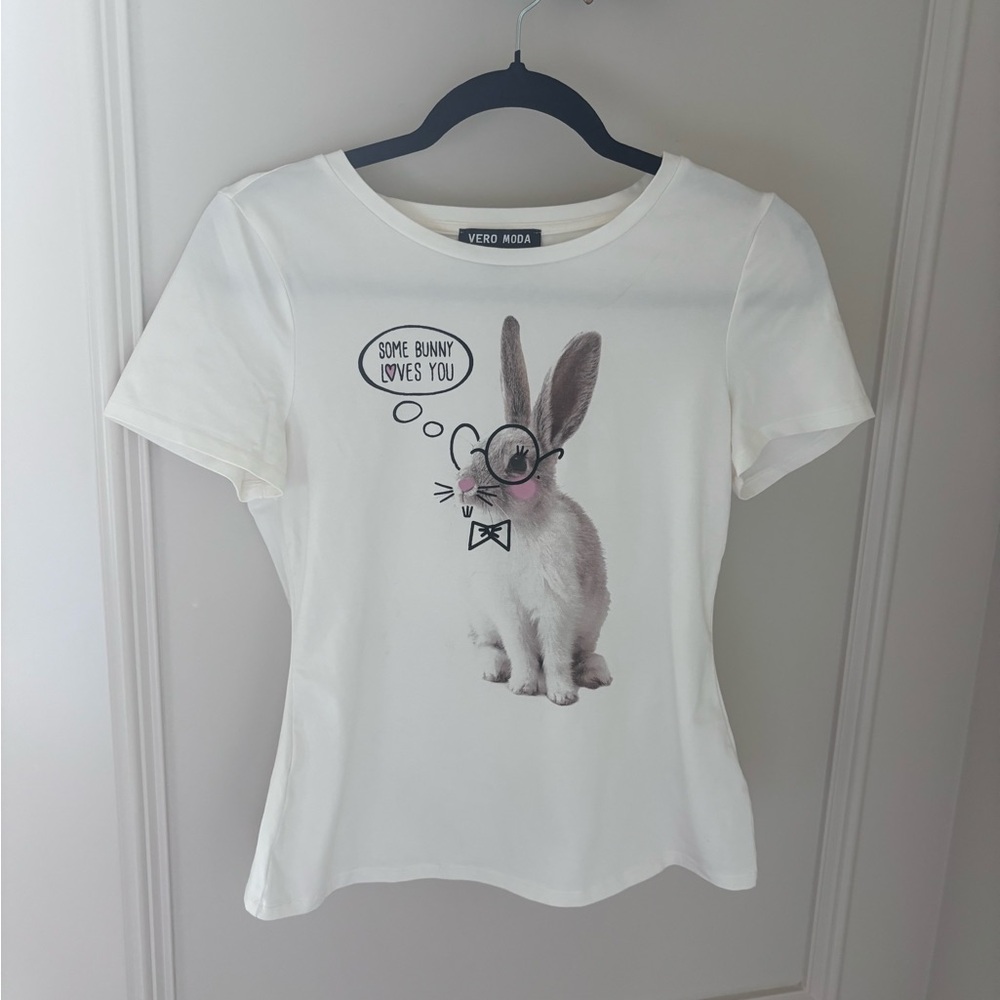 Vero Moda Cream Bunny Graphic Tee